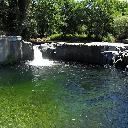 Casa De Ferias 펜션 Ferro (Covilha)