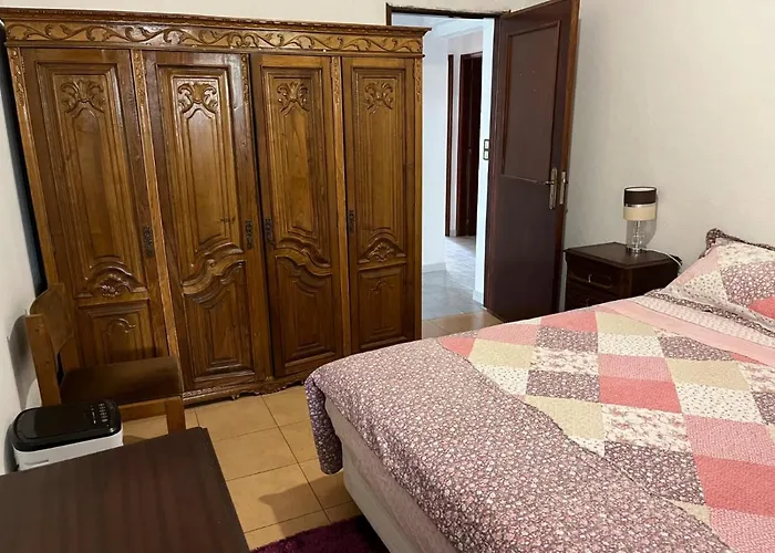 בית נופש Casa De Ferias Ferro (Covilha)